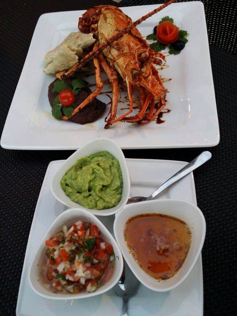 Big Fish Seafood Restaurant & Bar, Cancun Reviews, Photos, Maps, Live