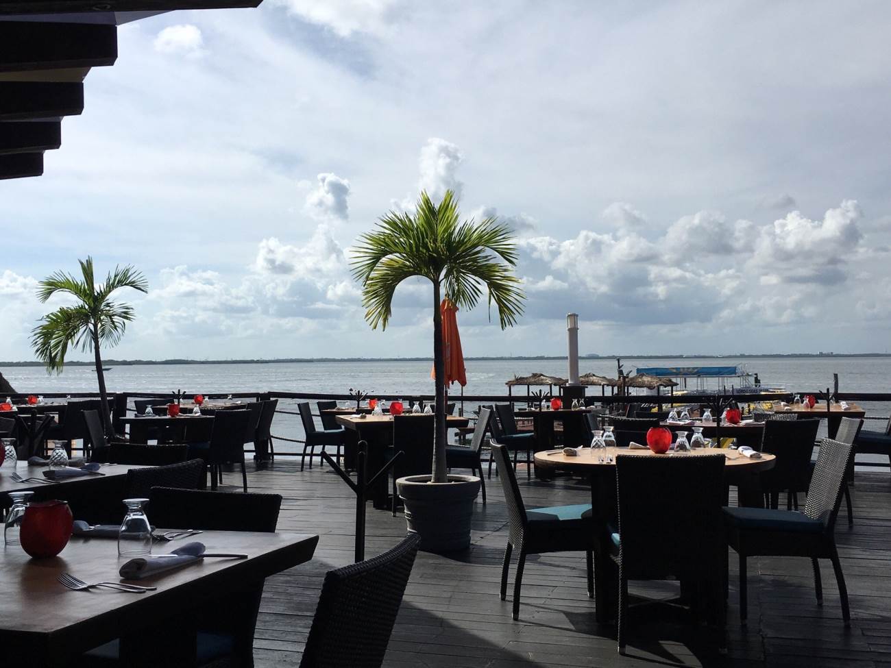 Crab House Cancun, Cancun Reviews, Photos, Maps, Live webcam