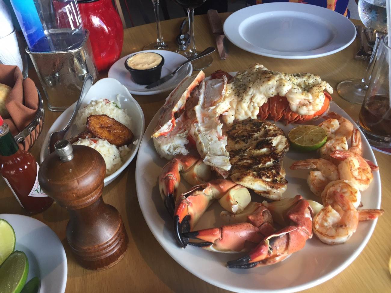 Crab House Cancun, Cancun Reviews, Photos, Maps, Live webcam