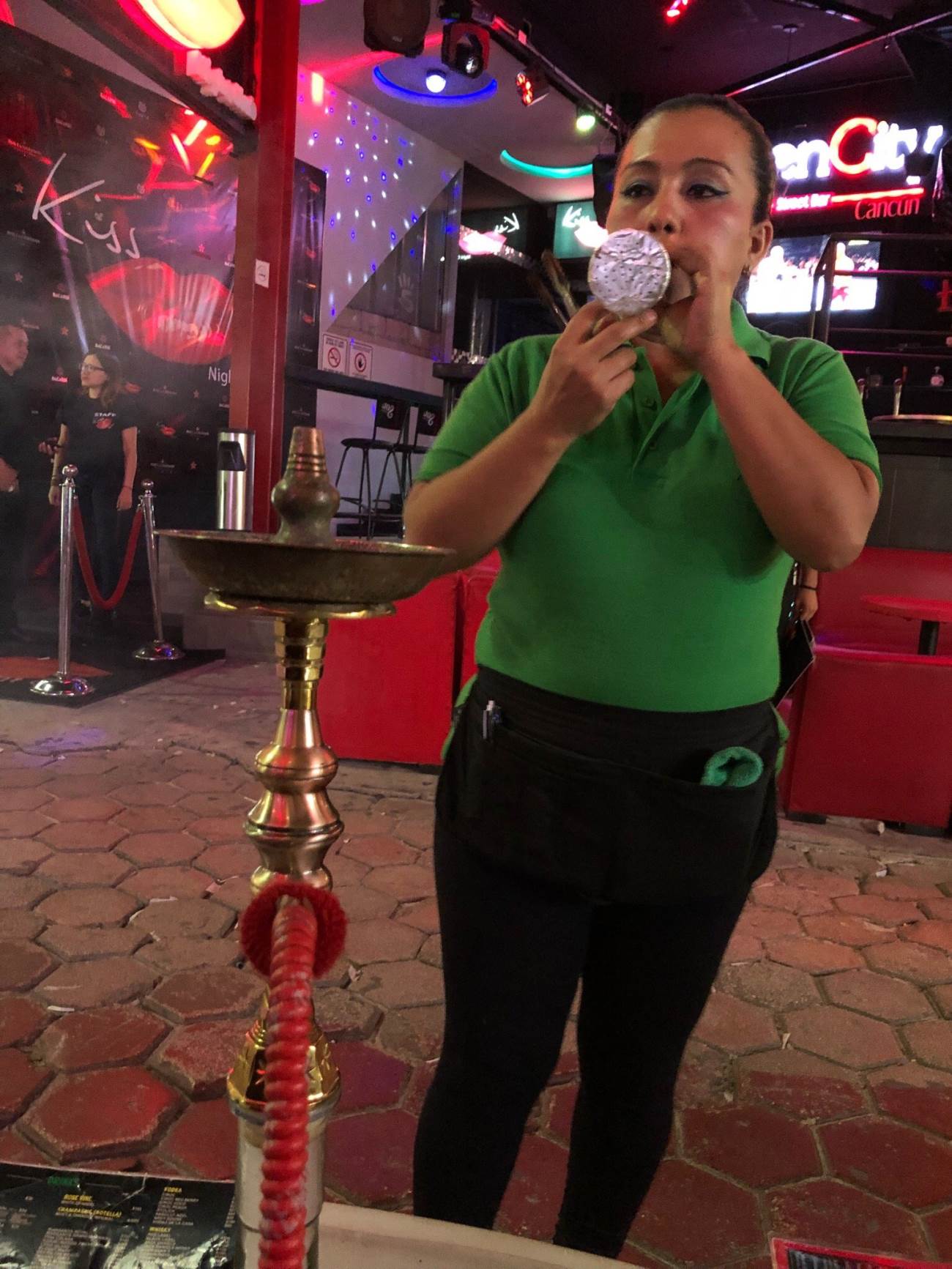 Royal Pizza Sushi Hookah, Cancun Reviews, Photos, Maps, Live webcam