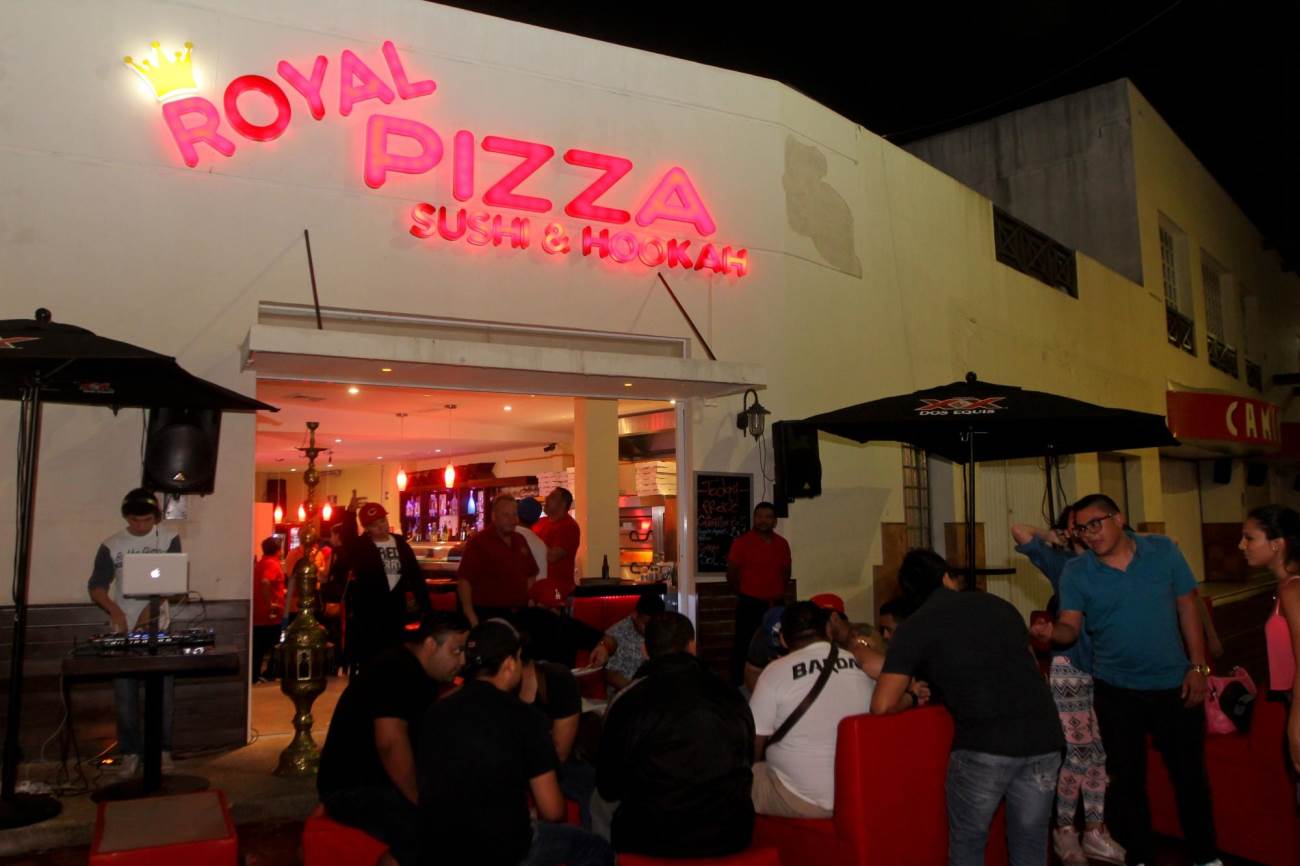 Royal Pizza Sushi Hookah, Cancun Reviews, Photos, Maps, Live webcam
