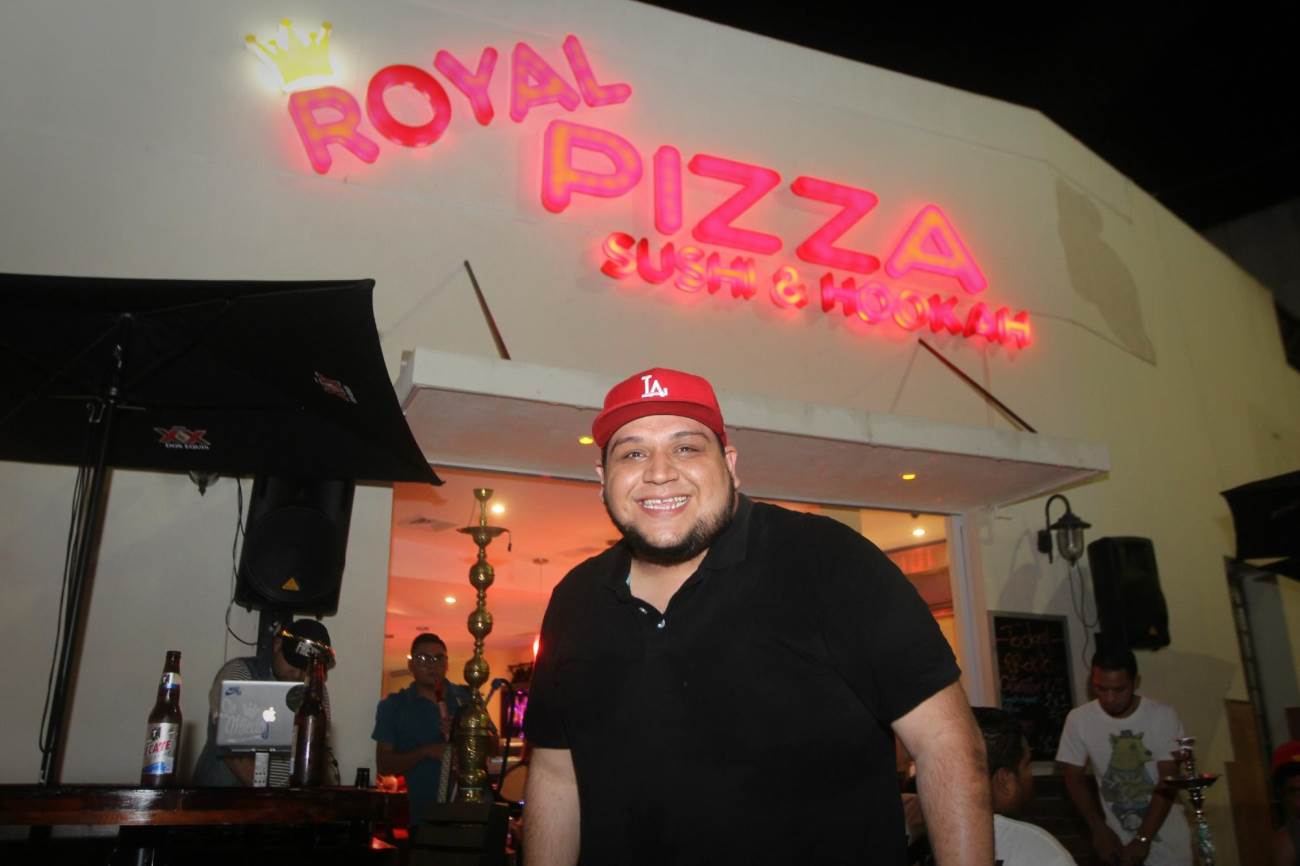 Royal Pizza Sushi Hookah, Cancun Reviews, Photos, Maps, Live webcam